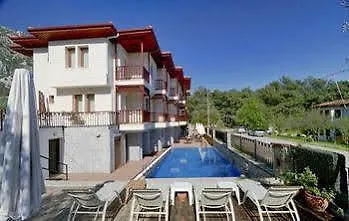 اكياكا Summer Hotel
