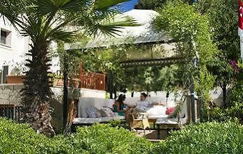 اكياكا Summer Hotel